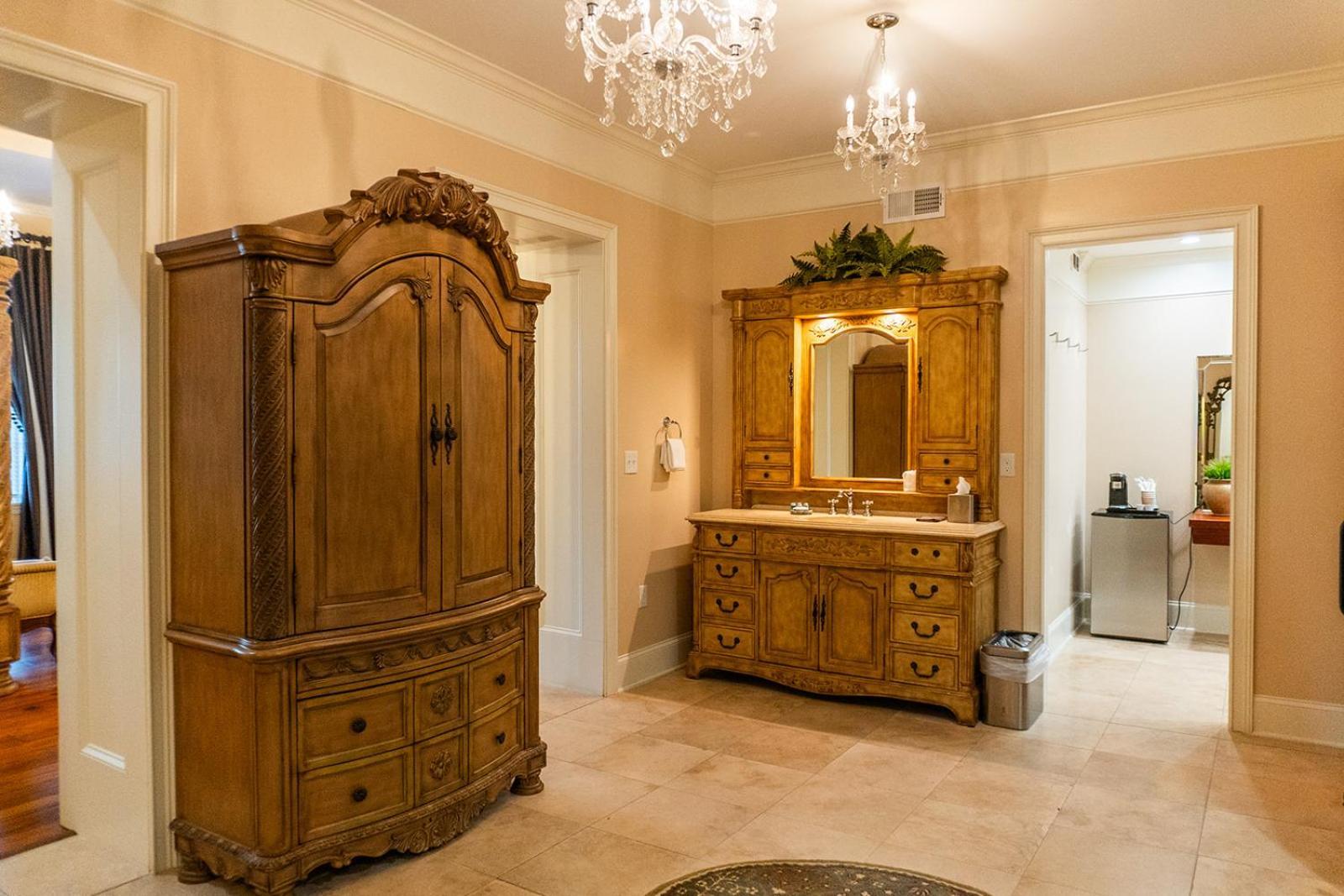King Suite